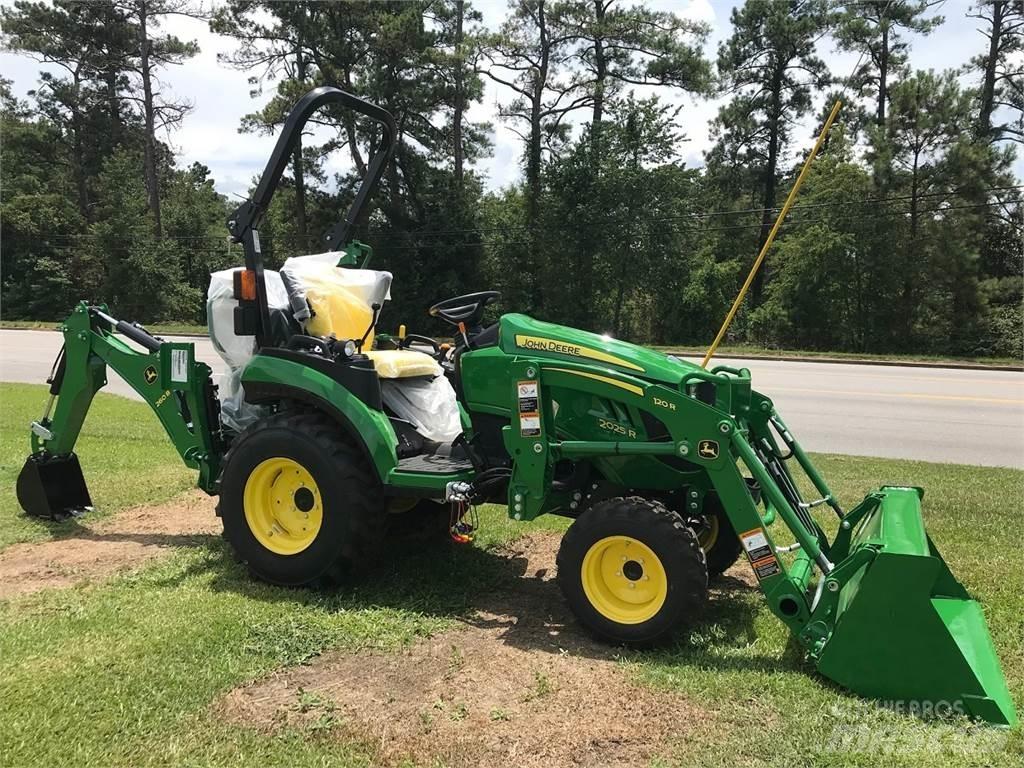 John Deere 2025R Kompaktní traktory