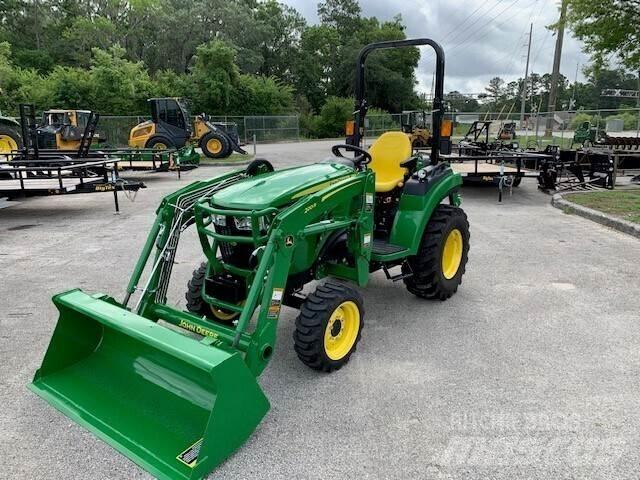 John Deere 2032R Kompaktní traktory