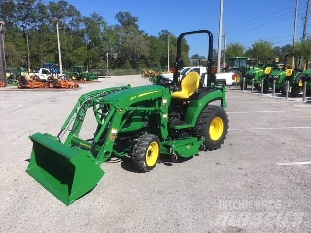 John Deere 2038R Kompaktní traktory