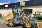 John Deere 244L Mininakladače