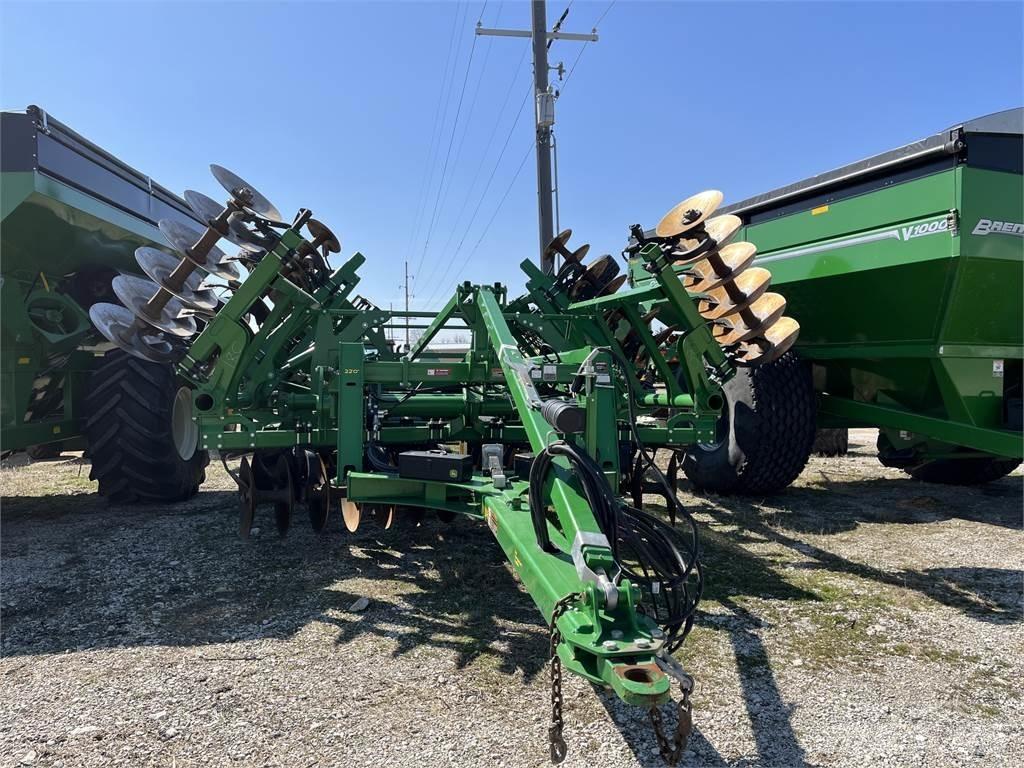 John Deere 2730 Další stroje na zpracování půdy a příslušenství
