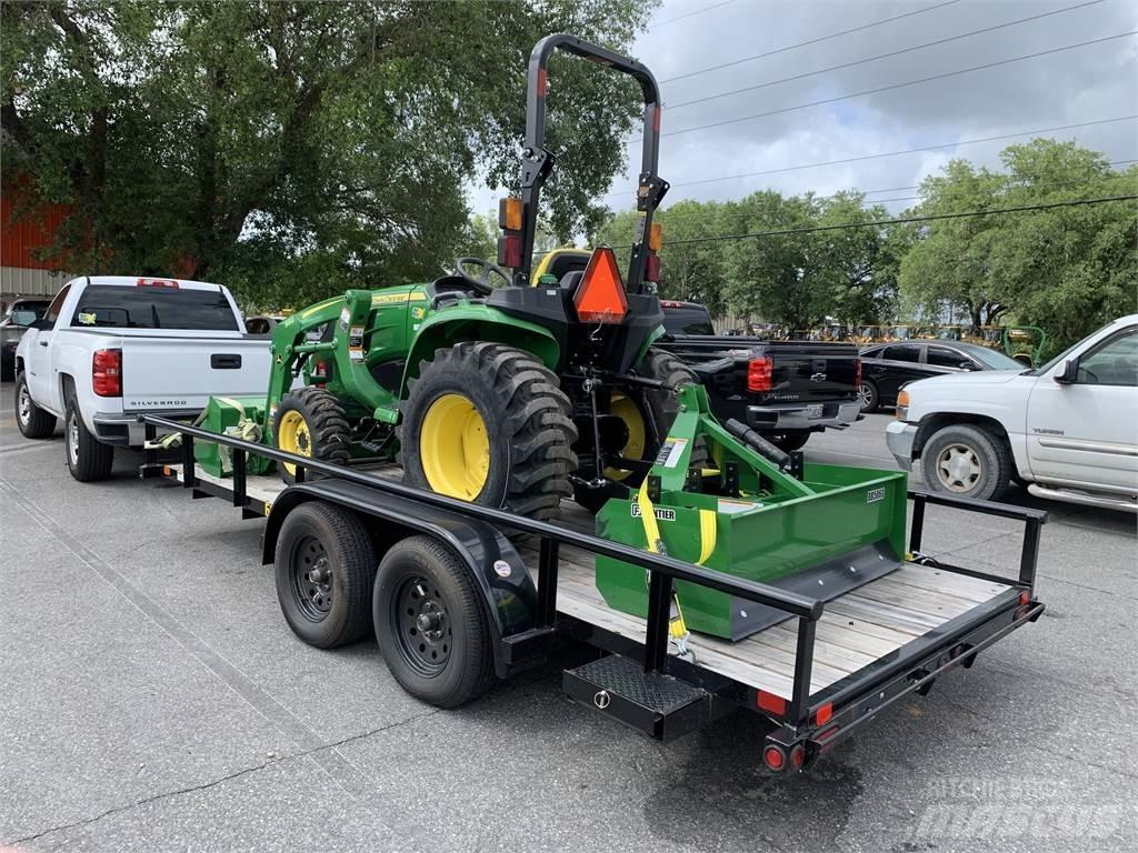 John Deere 3025E Kompaktní traktory