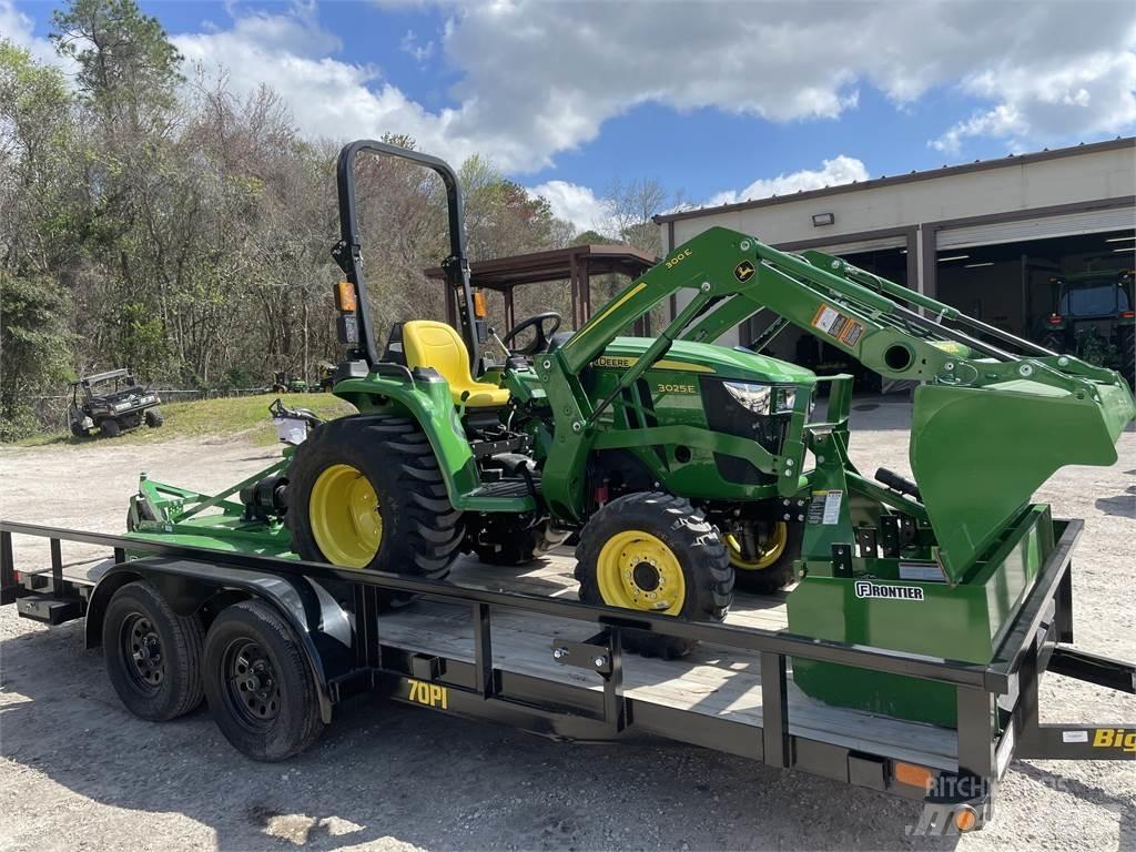 John Deere 3025E Kompaktní traktory