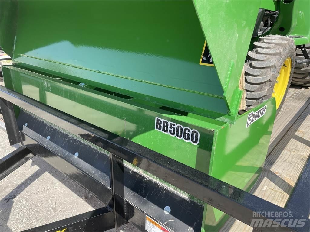 John Deere 3025E Kompaktní traktory