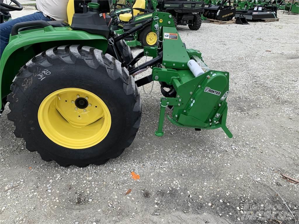 John Deere 3025E Kompaktní traktory