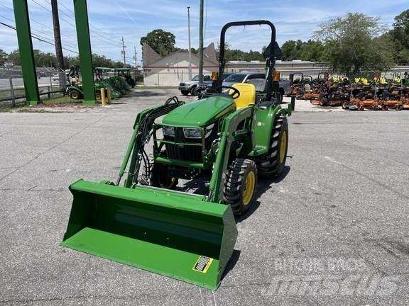John Deere 3025E Kompaktní traktory