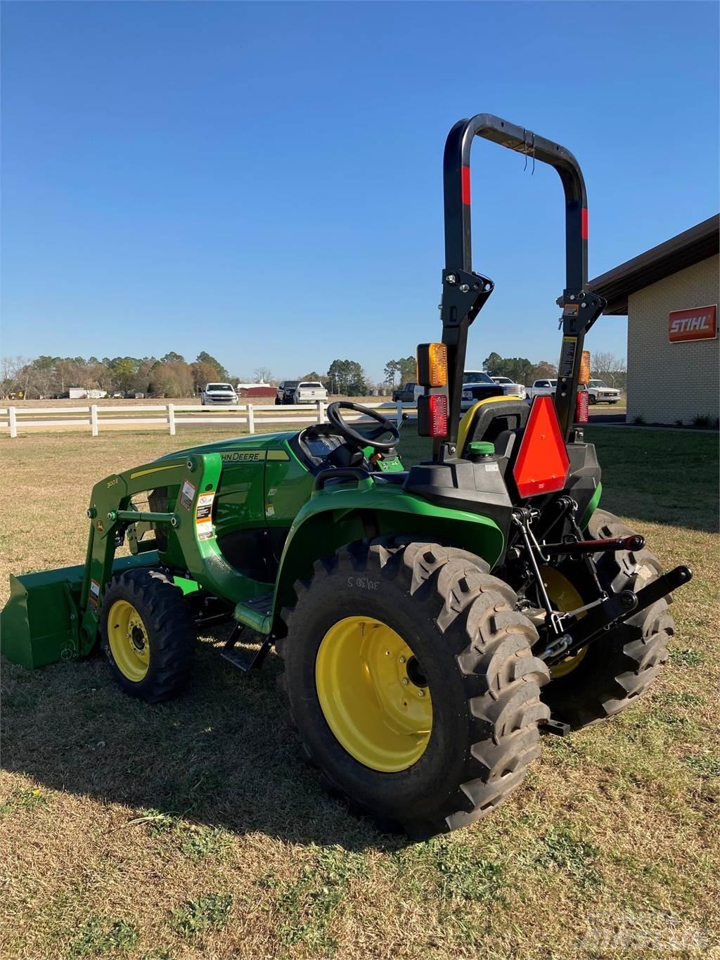 John Deere 3025E Kompaktní traktory
