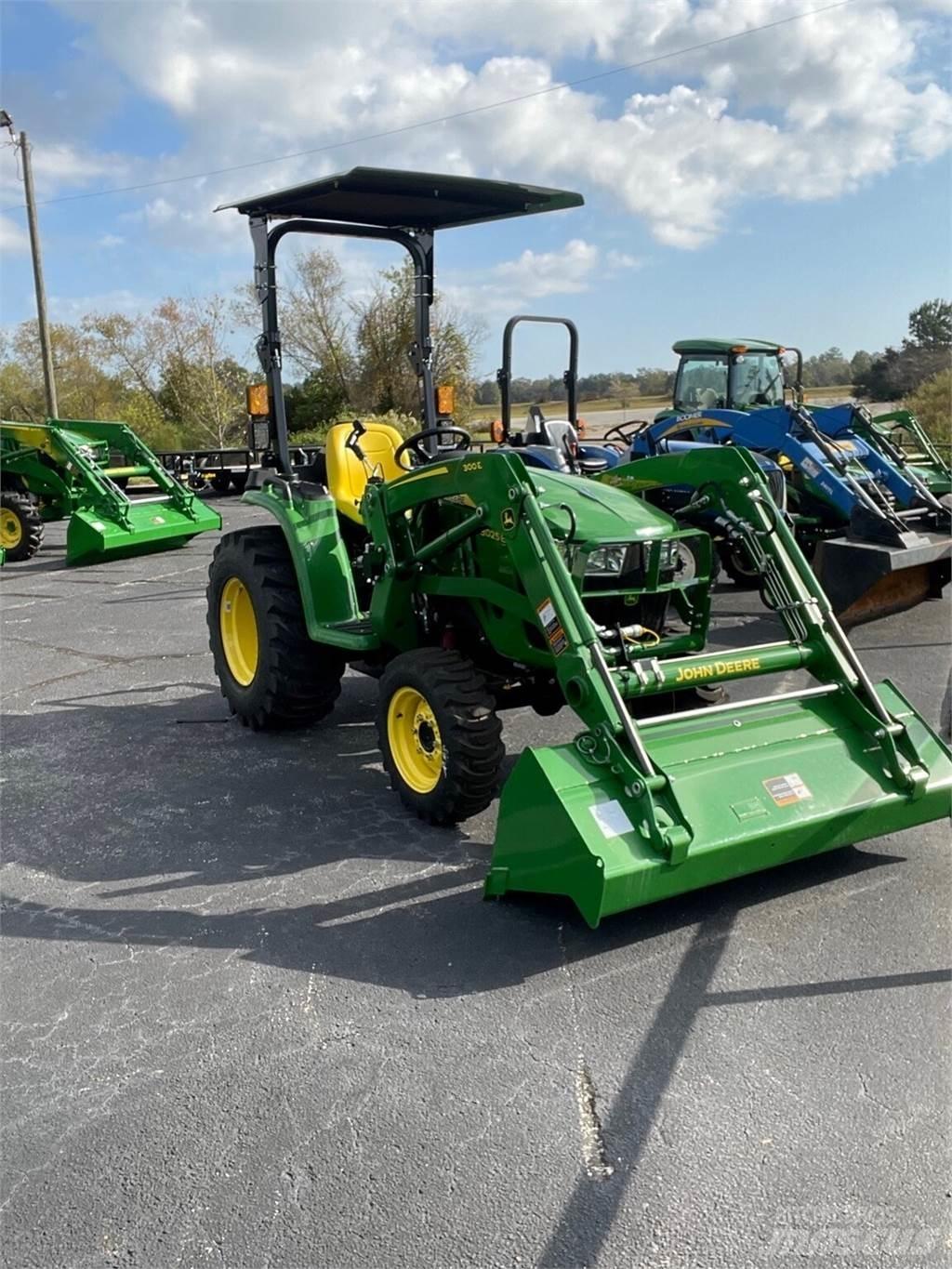 John Deere 3025E Kompaktní traktory