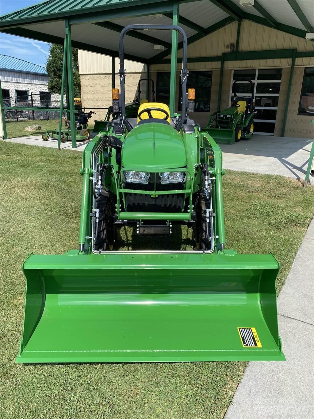 John Deere 3025E Kompaktní traktory