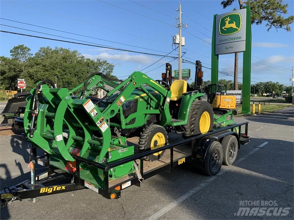 John Deere 3032E Kompaktní traktory