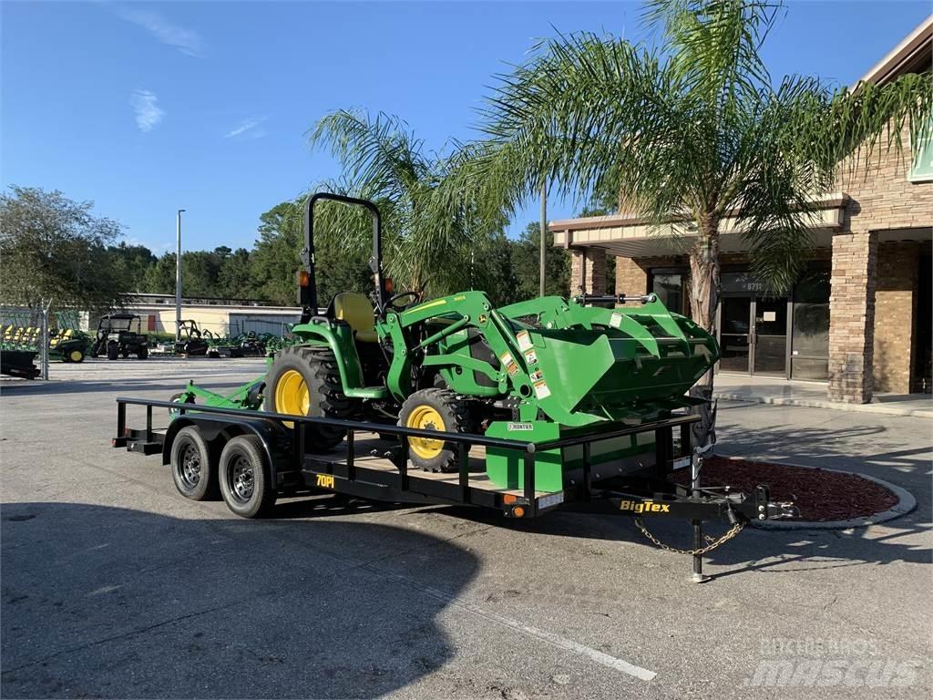 John Deere 3032E Kompaktní traktory