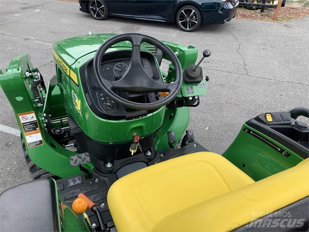 John Deere 3038E Kompaktní traktory