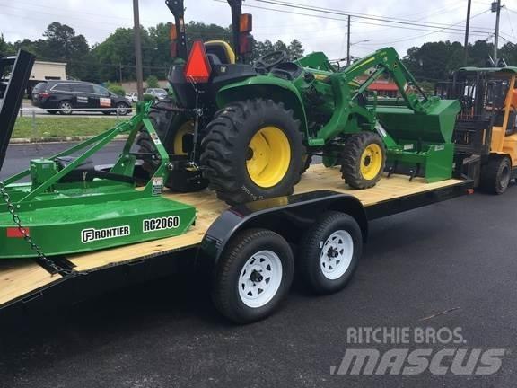 John Deere 3038E Kompaktní traktory