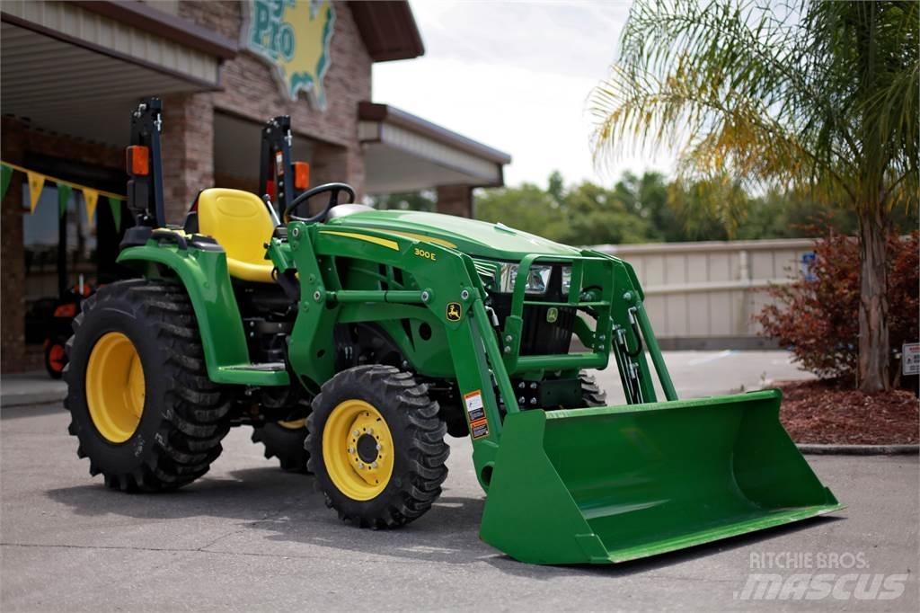 John Deere 3038E Kompaktní traktory