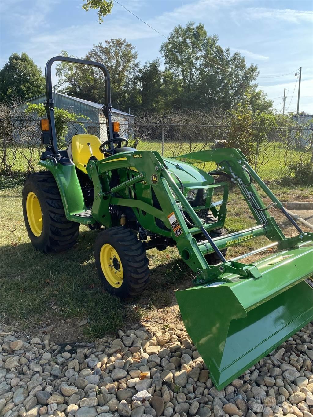 John Deere 3038E Kompaktní traktory