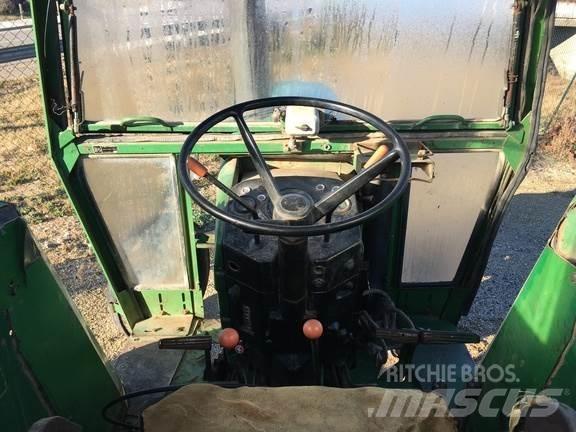 John Deere 3135 Traktory