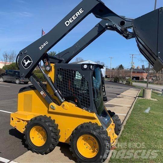John Deere 324G Smykem řízené nakladače