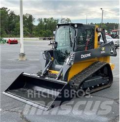 John Deere 325G Smykem řízené nakladače