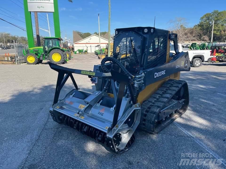 John Deere 325G Mininakladače