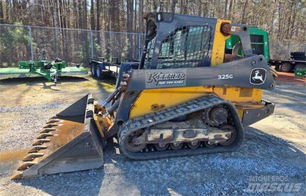 John Deere 325G Mininakladače