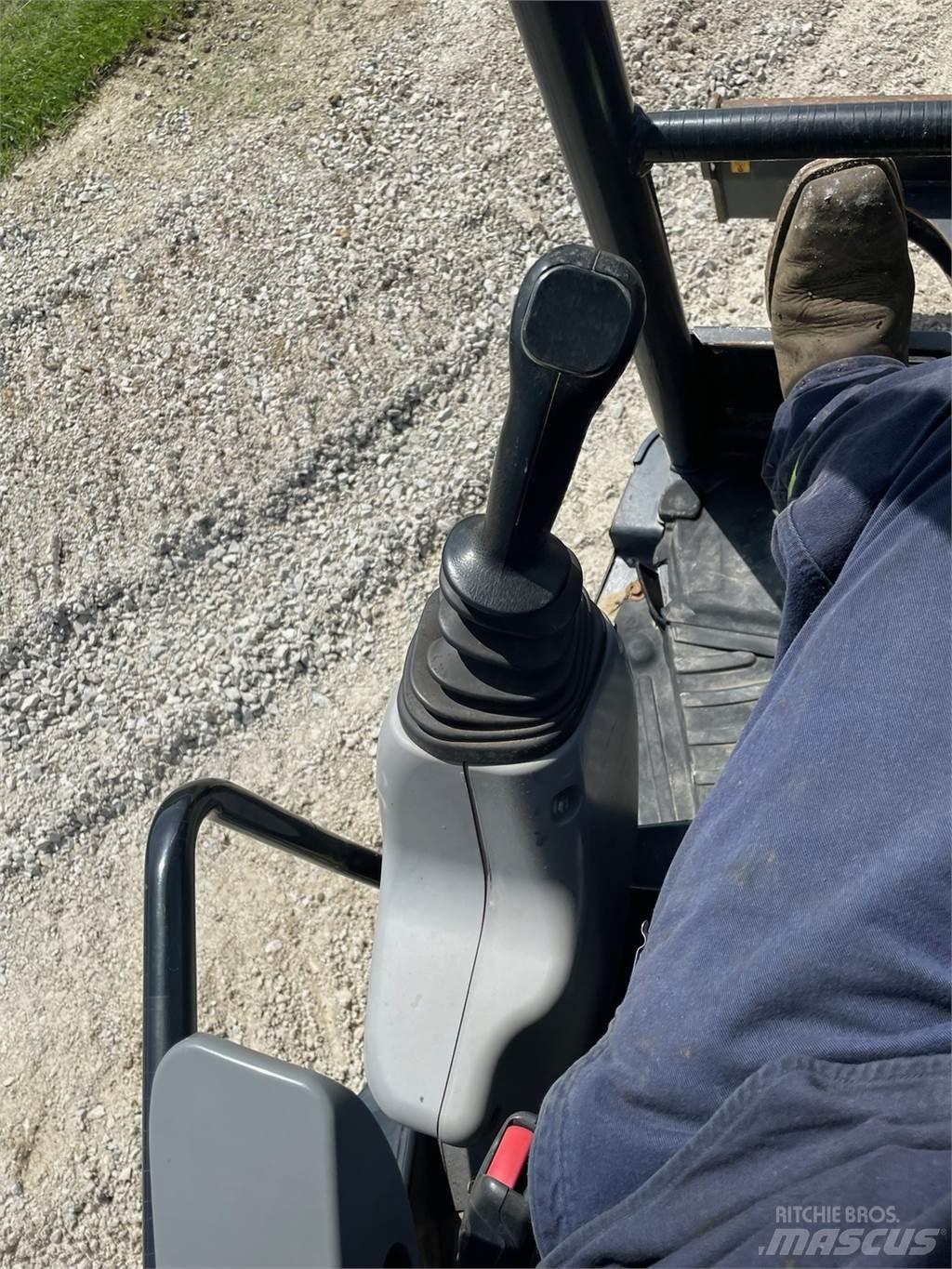 John Deere 35G Mini rýpadla < 7t