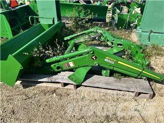 John Deere 400E Traktory