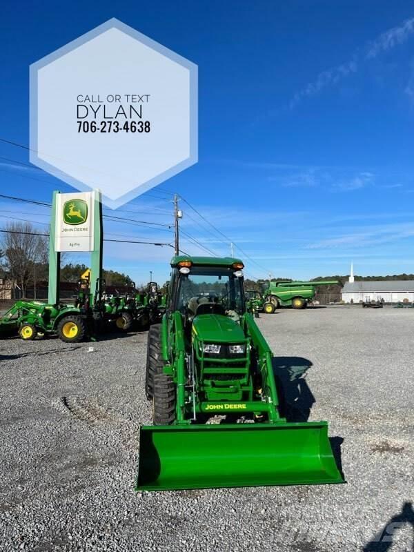 John Deere 4044R Traktory