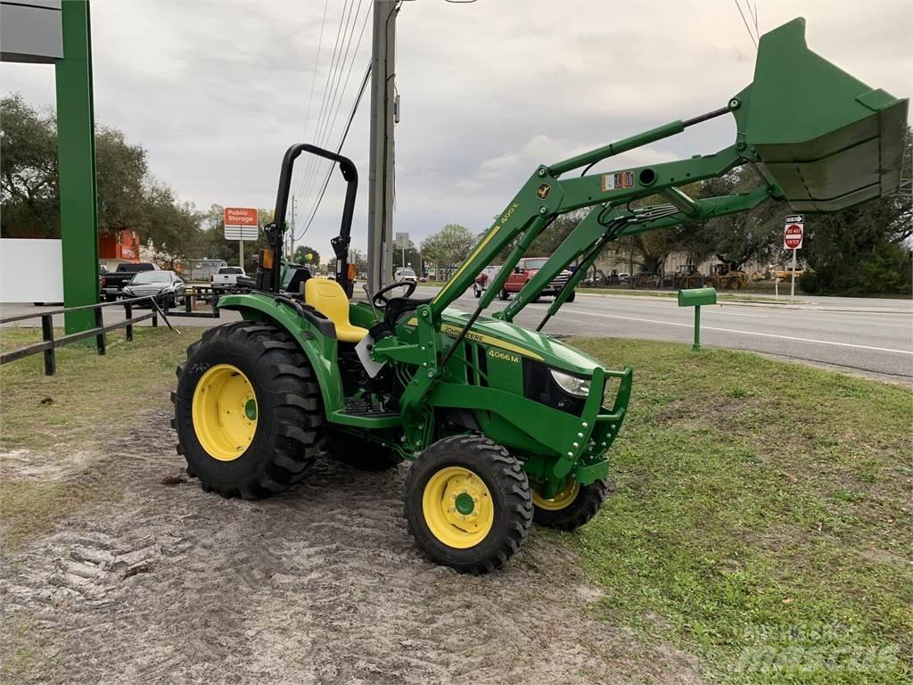 John Deere 4066M Traktory