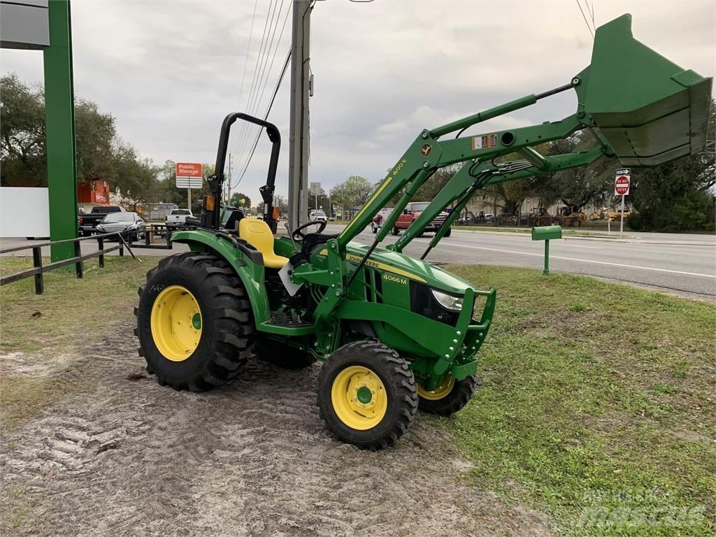John Deere 4066M Traktory