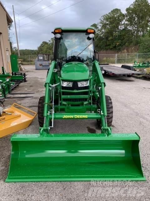 John Deere 4066R Traktory