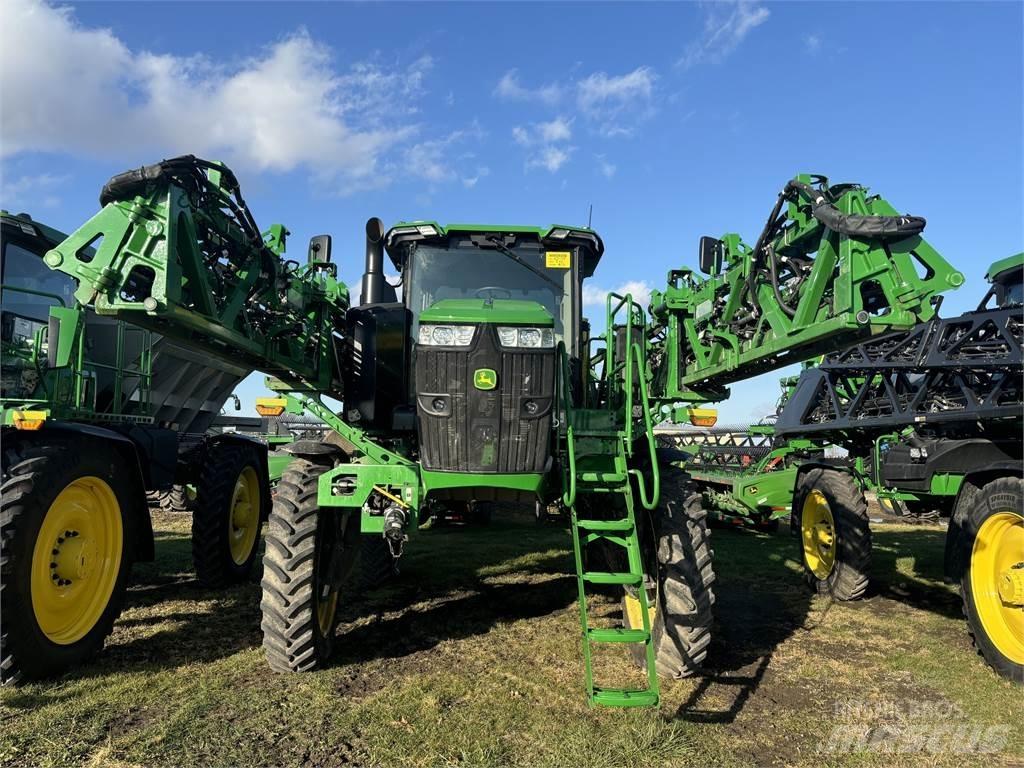 John Deere 412R Tažené postřikovače