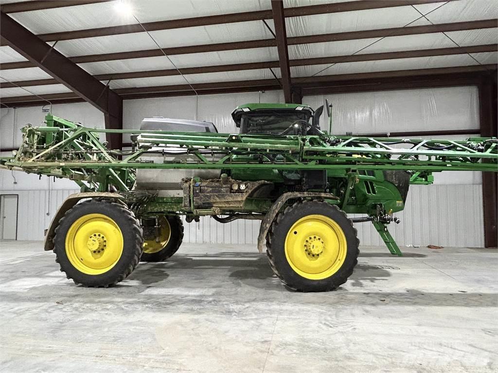 John Deere 412R Tažené postřikovače