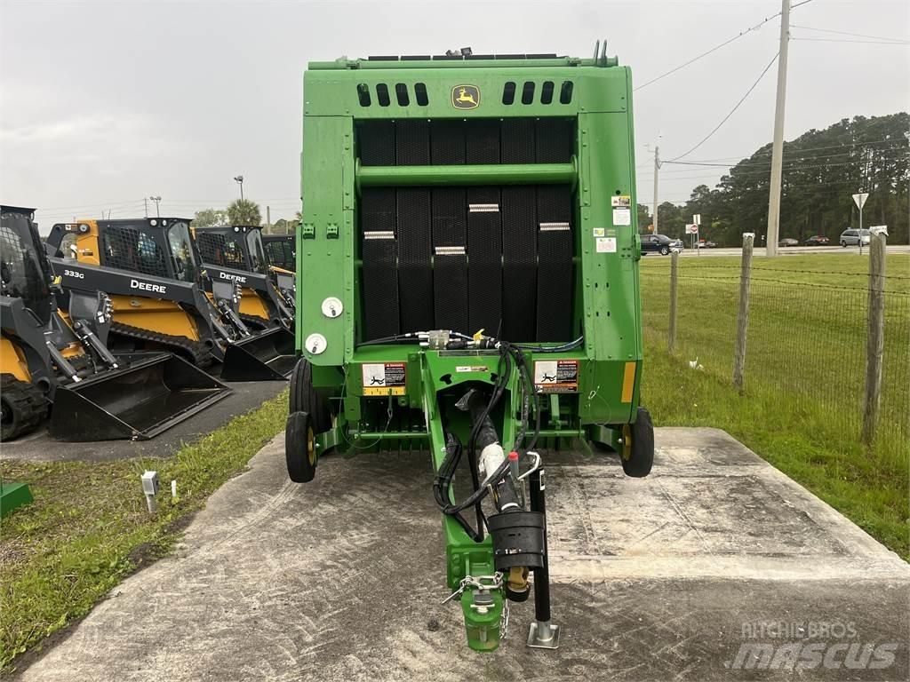 John Deere 450E Lis na válcové balíky