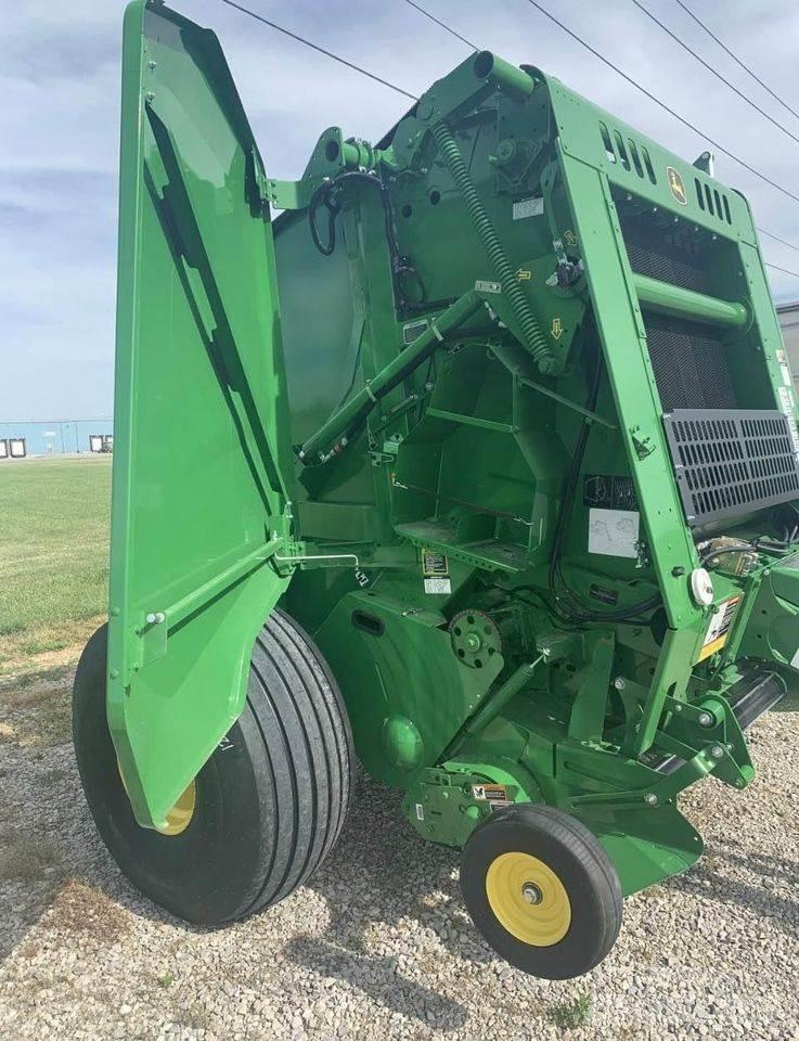John Deere 450M Lis na válcové balíky