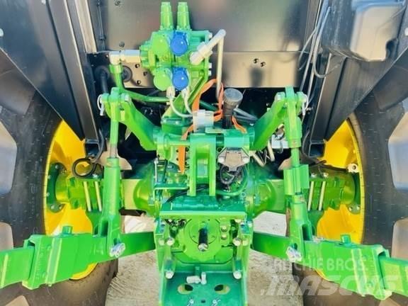 John Deere 5090E Traktory