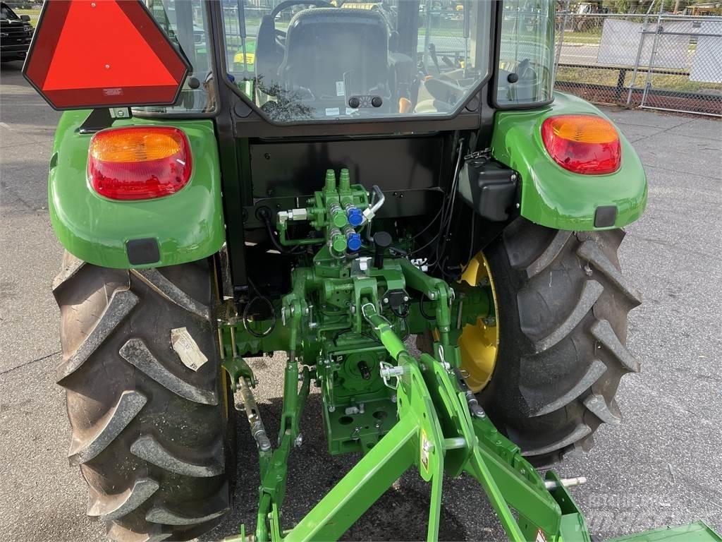 John Deere 5090E Traktory