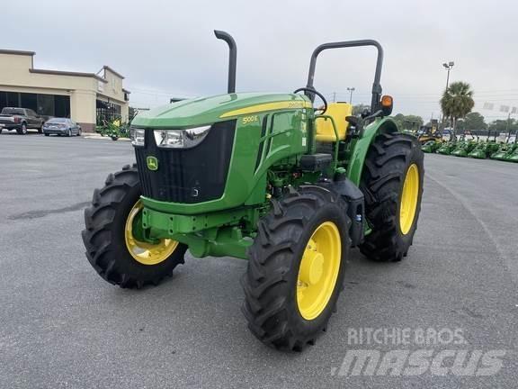 John Deere 5100E Traktory