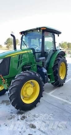 John Deere 5100E Traktory