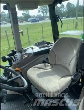 John Deere 5100E Traktory