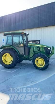 John Deere 5100E Kompaktní traktory