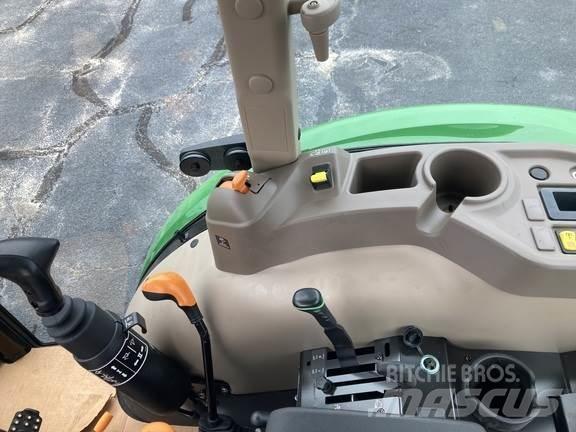 John Deere 5100E Traktory