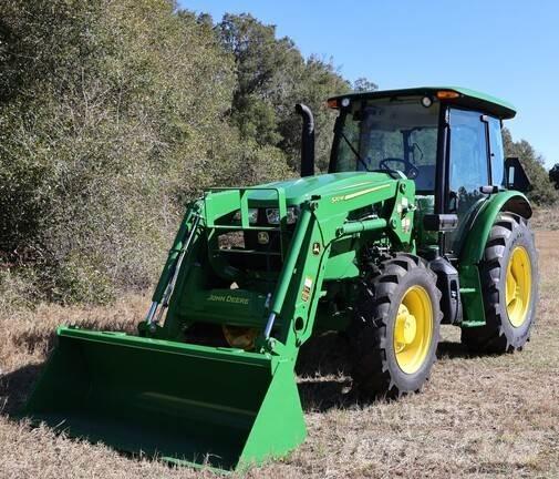 John Deere 5100E Traktory