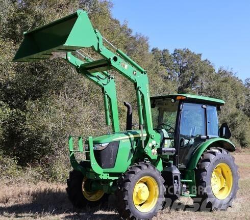 John Deere 5100E Traktory