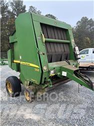 John Deere 568 Lis na válcové balíky