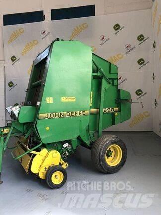 John Deere 590 Lis na válcové balíky