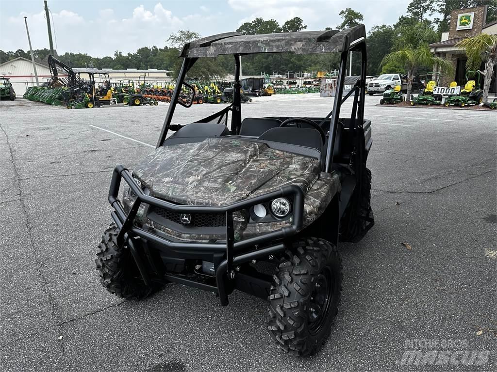 John Deere 590M Užitkové stroje