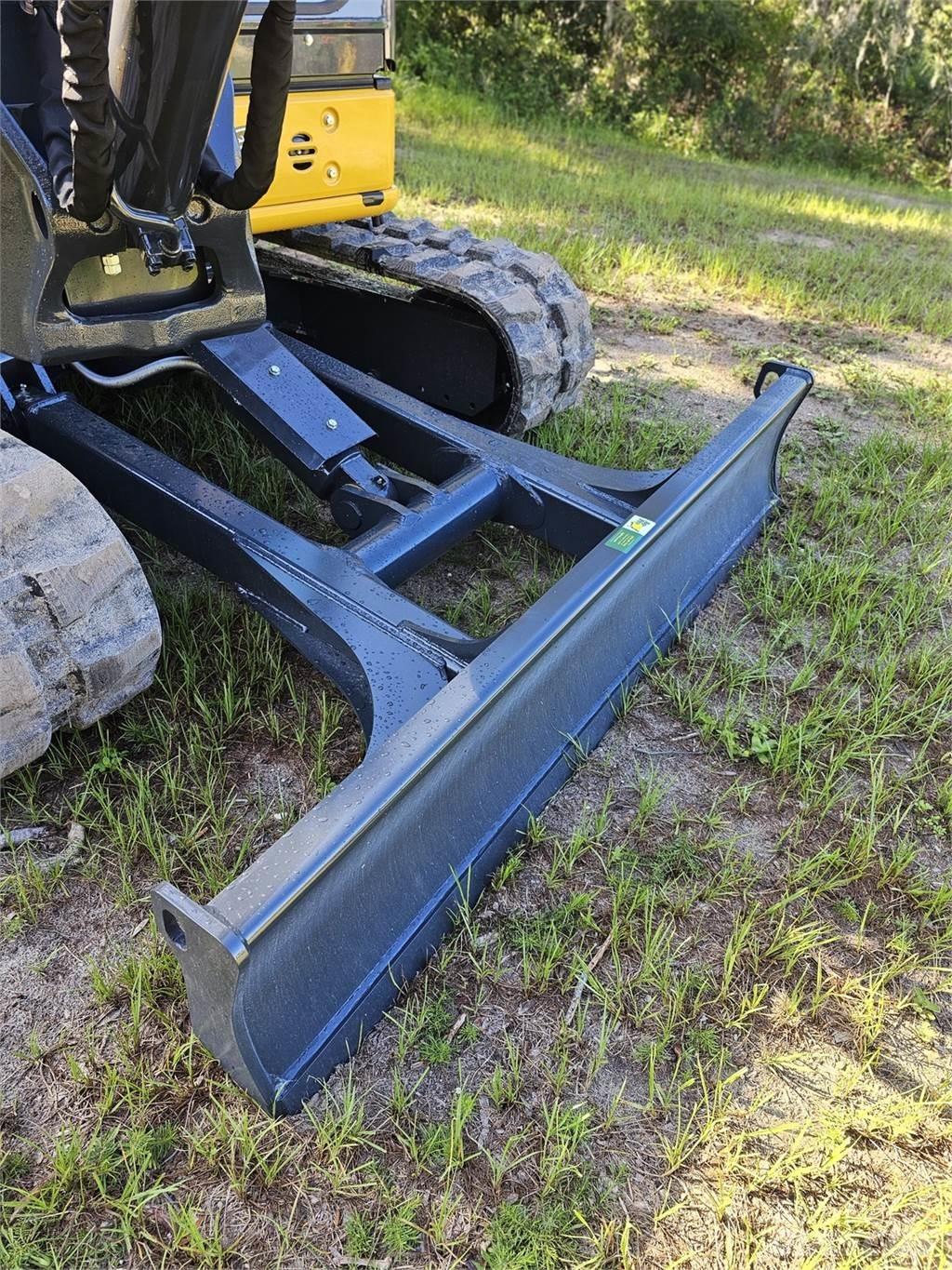 John Deere 60 P Mini rýpadla < 7t