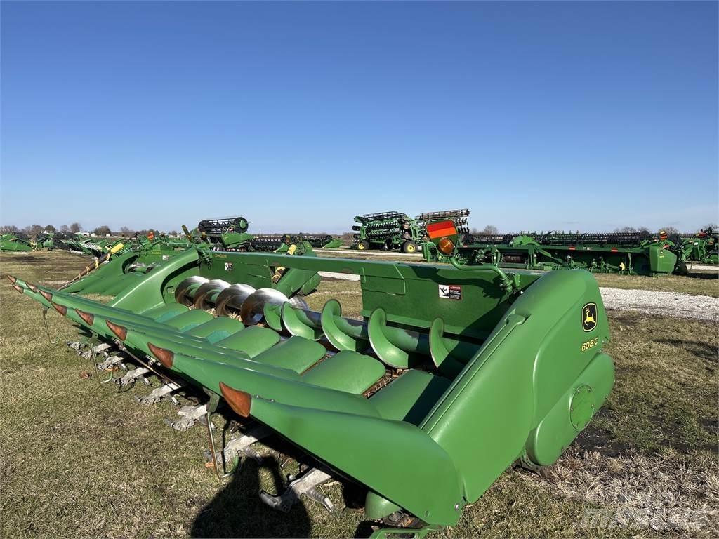 John Deere 608C Příslušenství a náhradní díly ke kombajnům