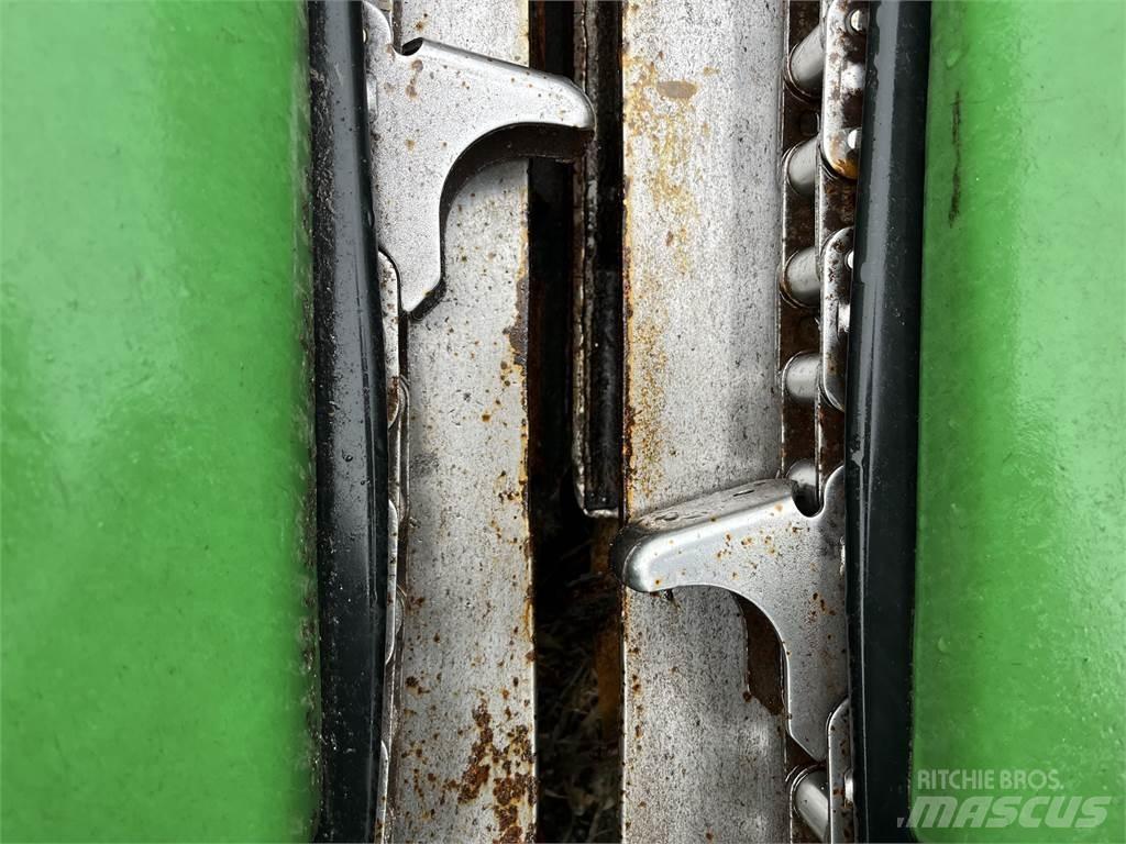 John Deere 612C Příslušenství a náhradní díly ke kombajnům
