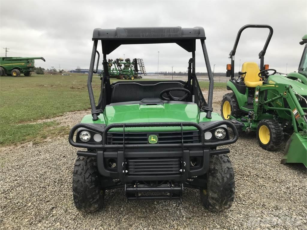 John Deere 615E Užitkové stroje